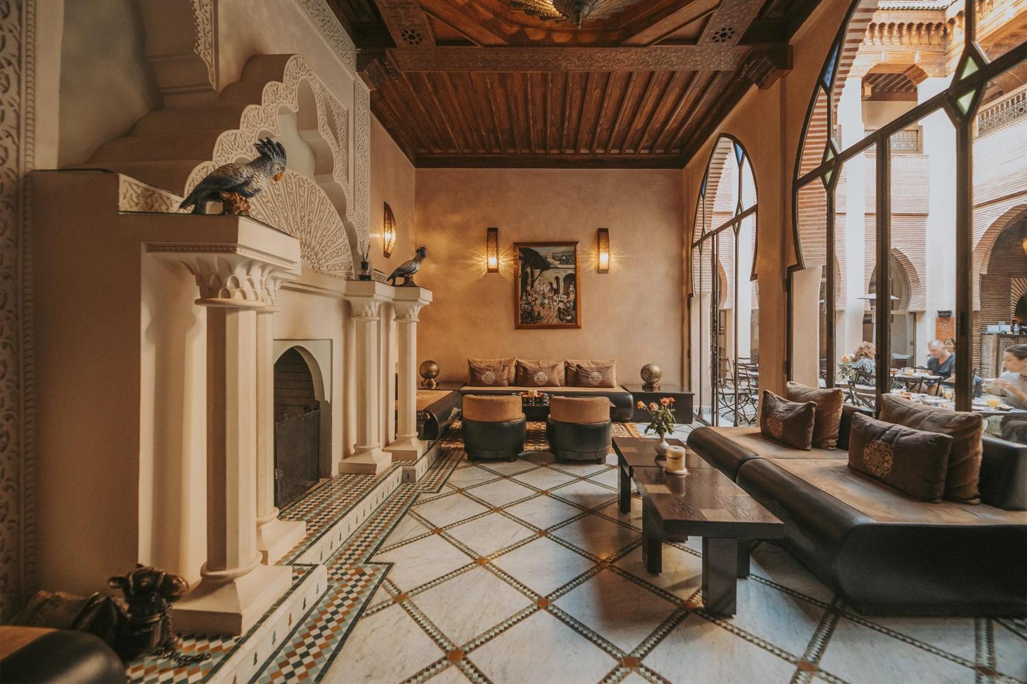 Riad Le Perroquet Bleu Suites & Spa Marrakesh Bagian luar foto
