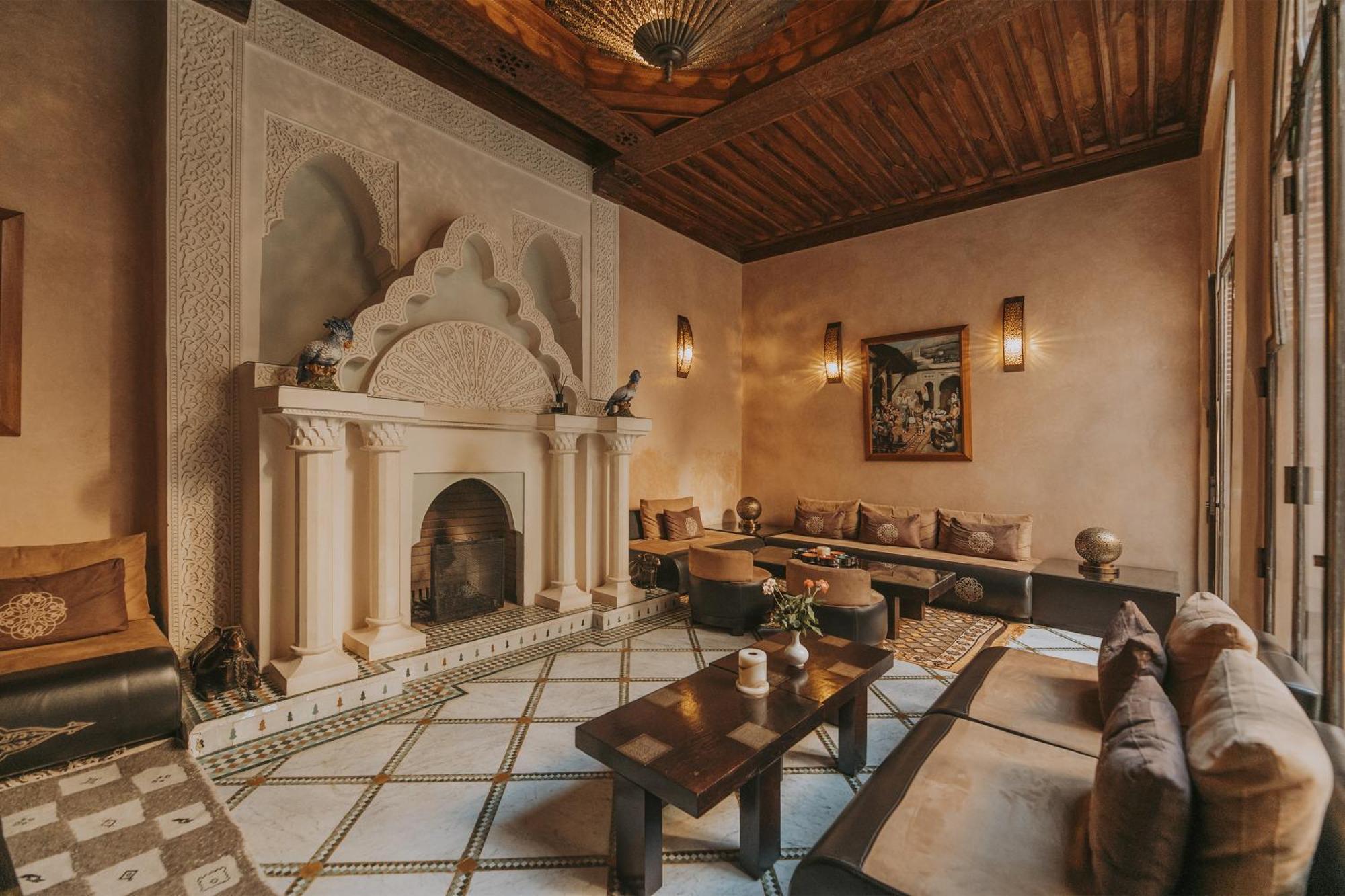 Riad Le Perroquet Bleu Suites & Spa Marrakesh Bagian luar foto