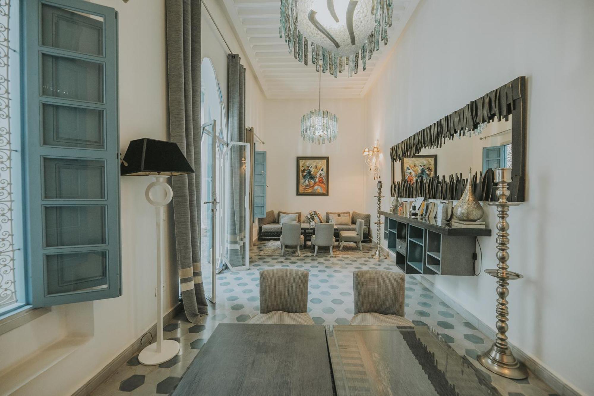 Riad Le Perroquet Bleu Suites & Spa Marrakesh Bagian luar foto