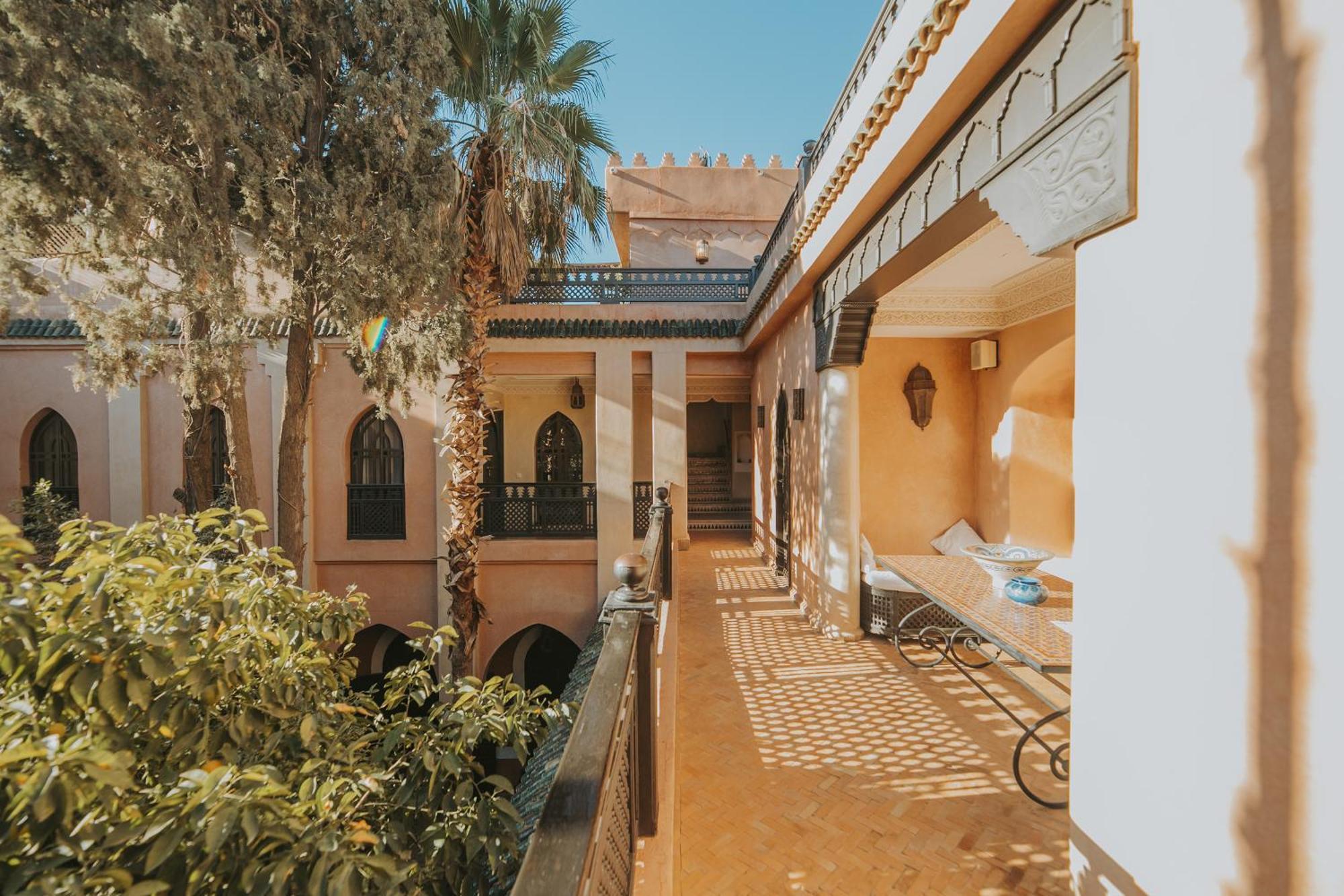 Riad Le Perroquet Bleu Suites & Spa Marrakesh Bagian luar foto