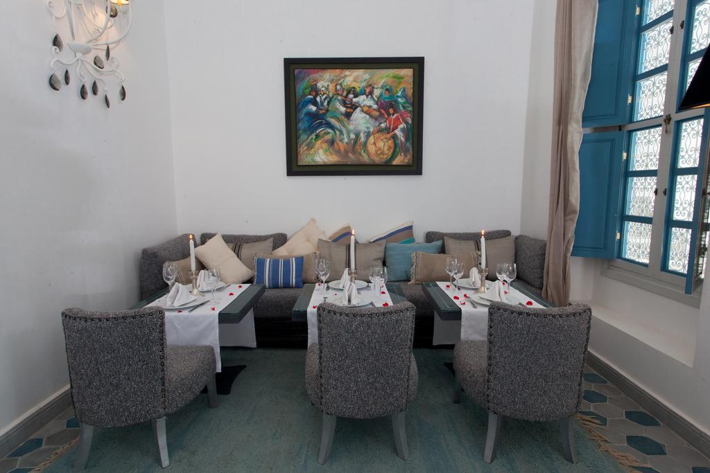 Riad Le Perroquet Bleu Suites & Spa Marrakesh Bagian luar foto