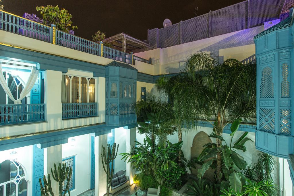 Riad Le Perroquet Bleu Suites & Spa Marrakesh Bagian luar foto