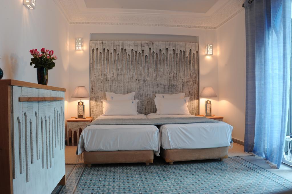 Riad Le Perroquet Bleu Suites & Spa Marrakesh Bagian luar foto