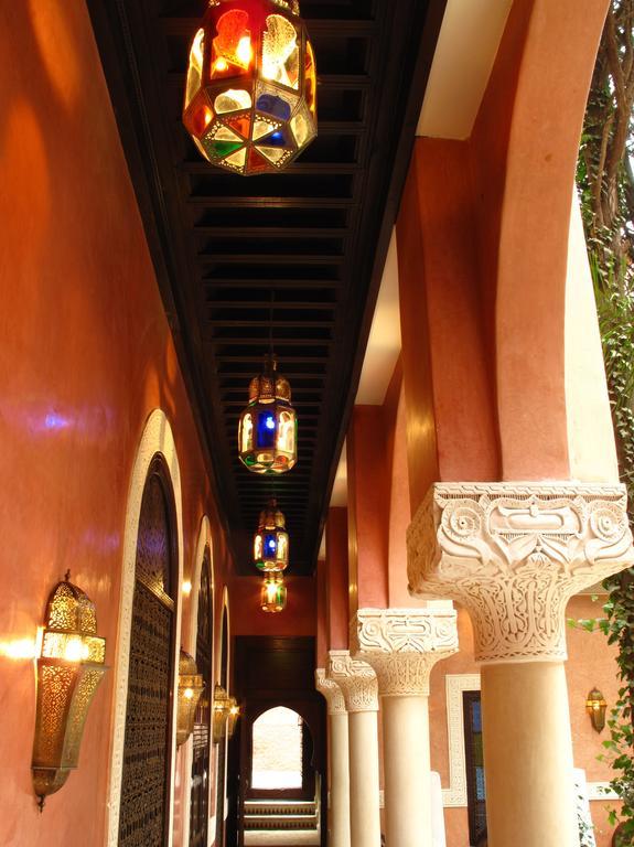 Riad Le Perroquet Bleu Suites & Spa Marrakesh Bagian luar foto